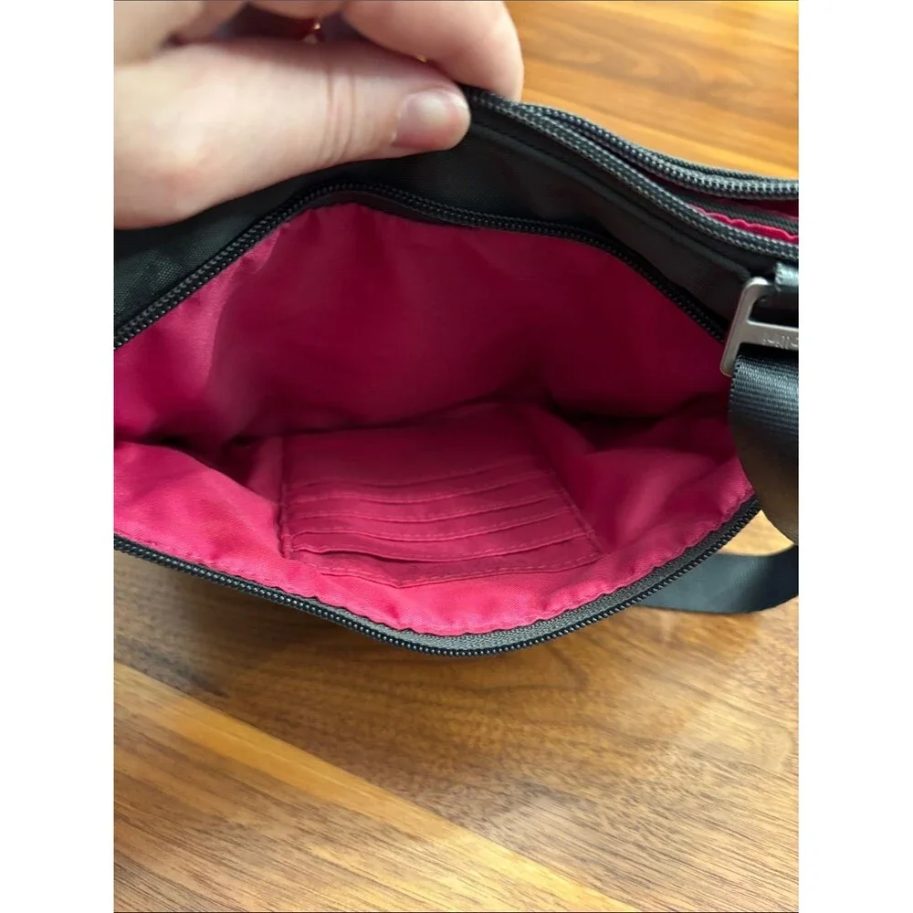 Baggallini Gray Multi Comparment Crossbody Travel Bag Purse